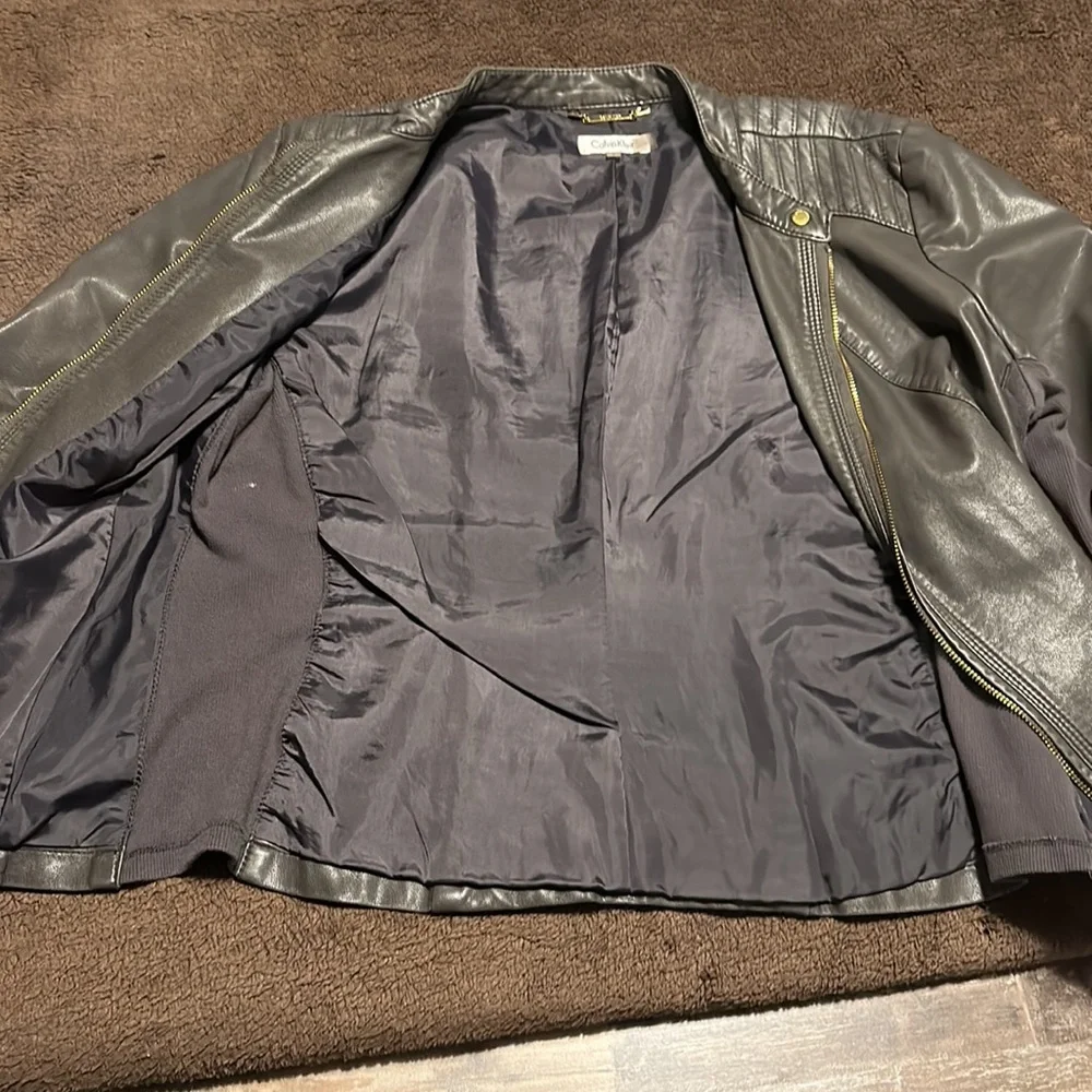 Jacket - Picture 3 of 7